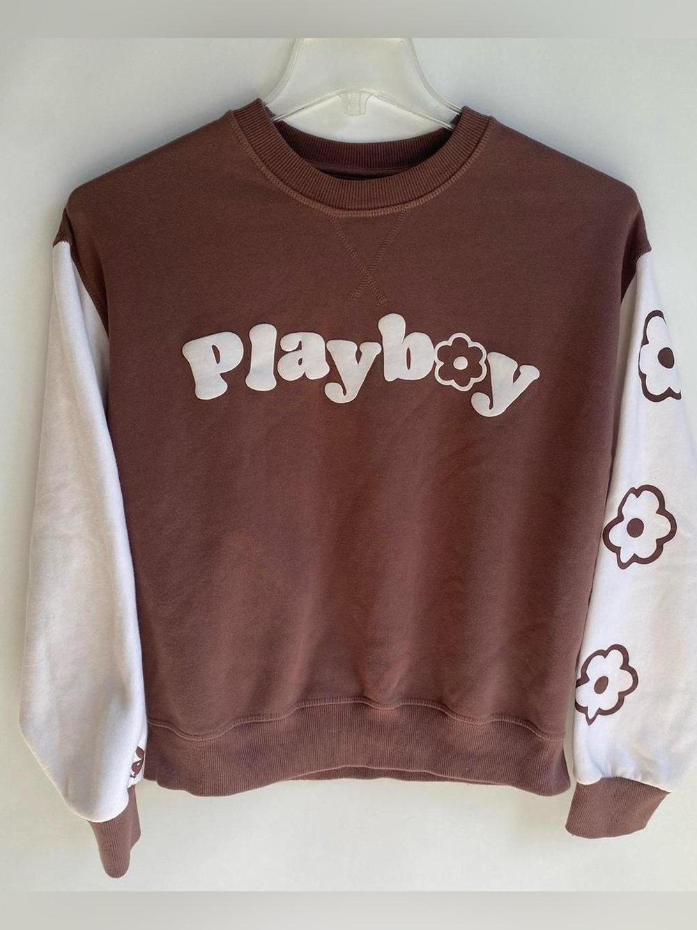 PacSun playboy brown white daisy floral sleeve crewneck sweatshirt loungewear XS